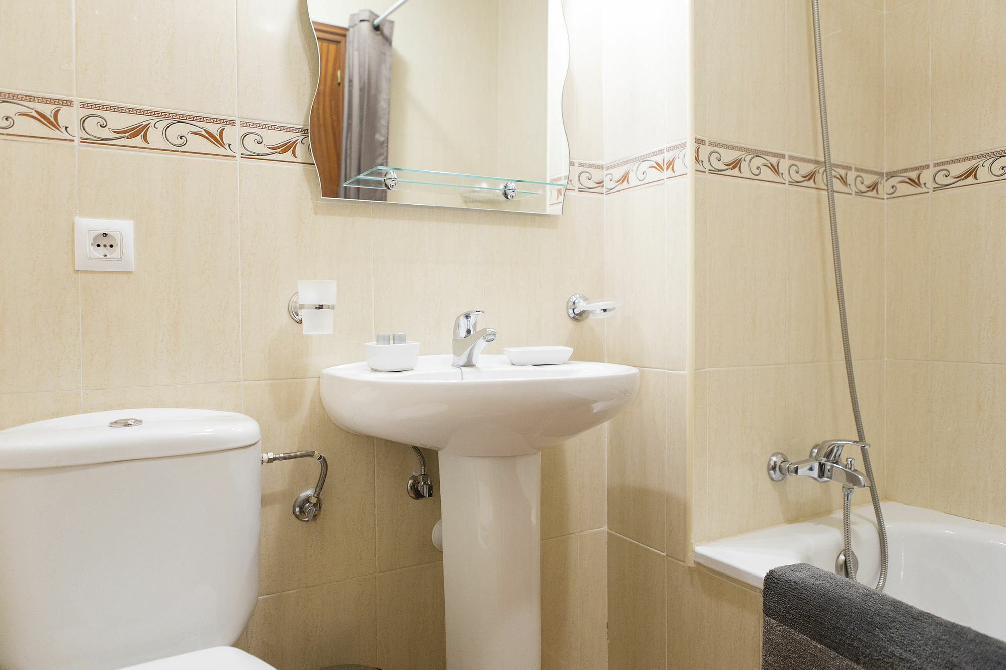 Hello Malaga Flat Delicias Appartement Buitenkant foto